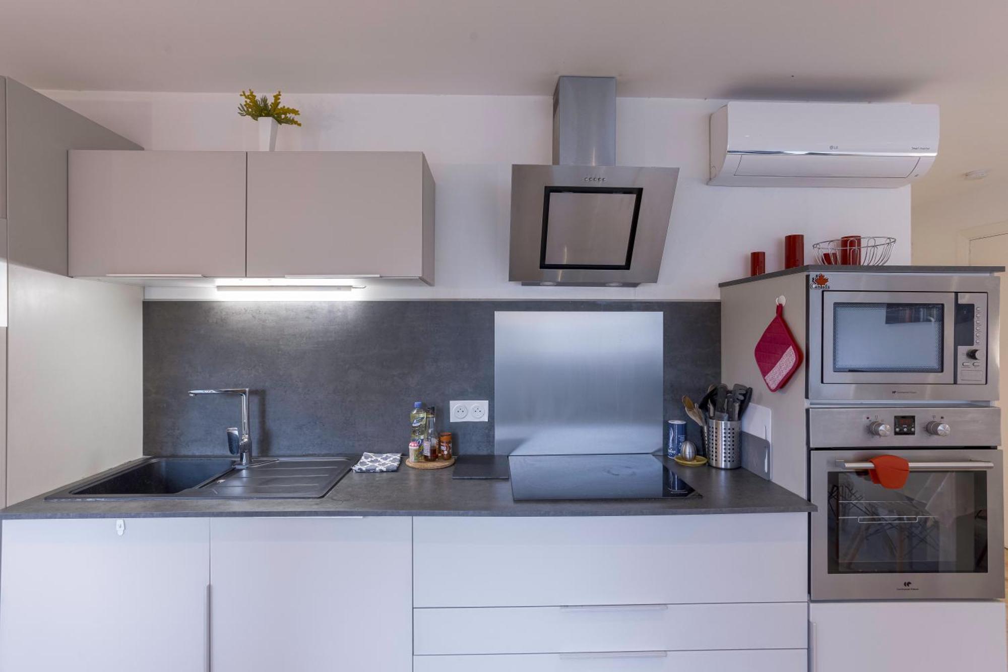 "Casa Nonna" - 16 Mn A Pied Du Palais, Parking Prive, Clim, Ascenseur Apartment Cannes Bagian luar foto
